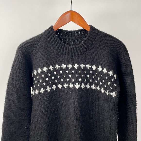 Hand Knit Simple Norwegian Nordic Style Crew Neck Sweater, Black/White, Size M - Picture 2 of 6